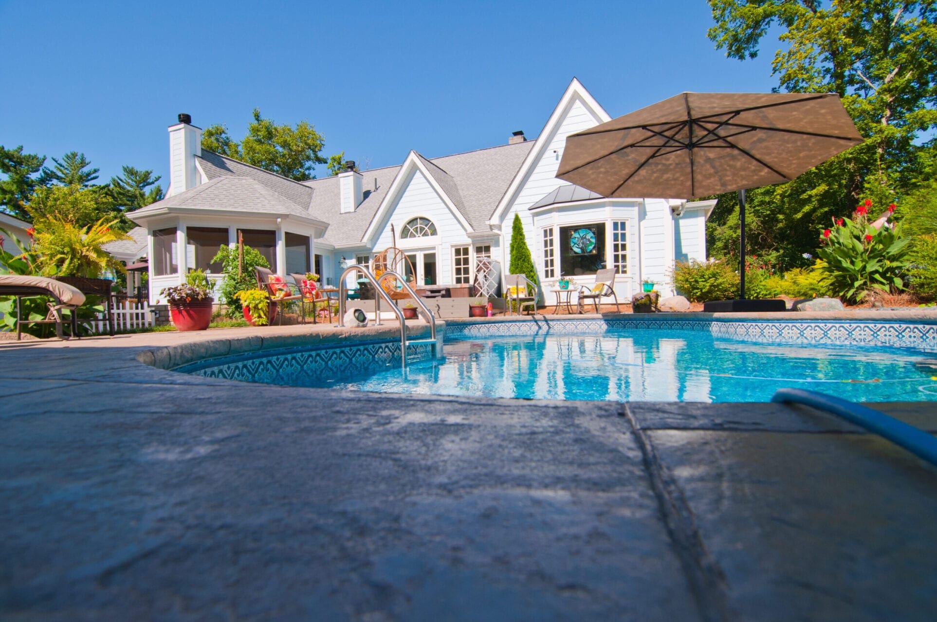 Beautiful Home with Swimming pool